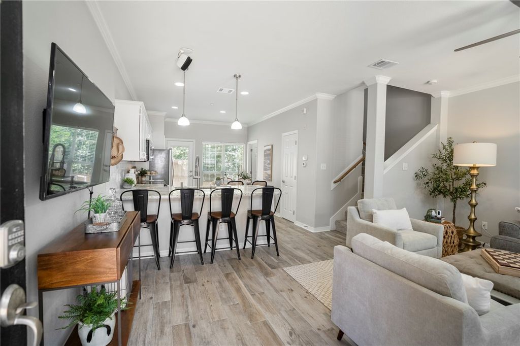 305 Holleman Drive E 1206, College Station, TX 77840