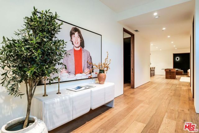 317 S Wetherly Drive, Beverly Hills, CA 90211