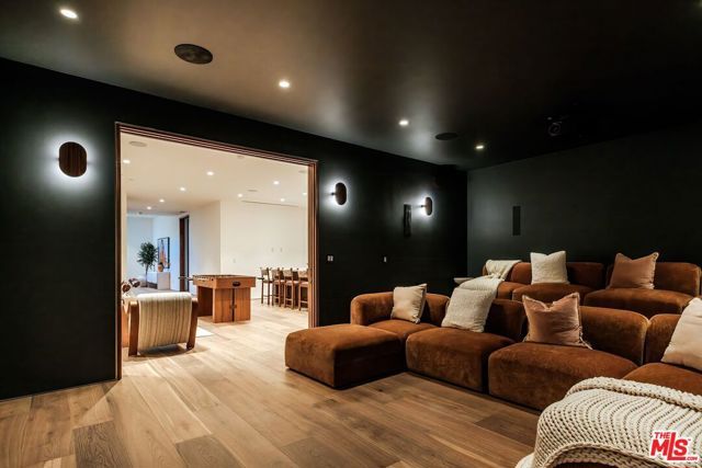 317 S Wetherly Drive, Beverly Hills, CA 90211
