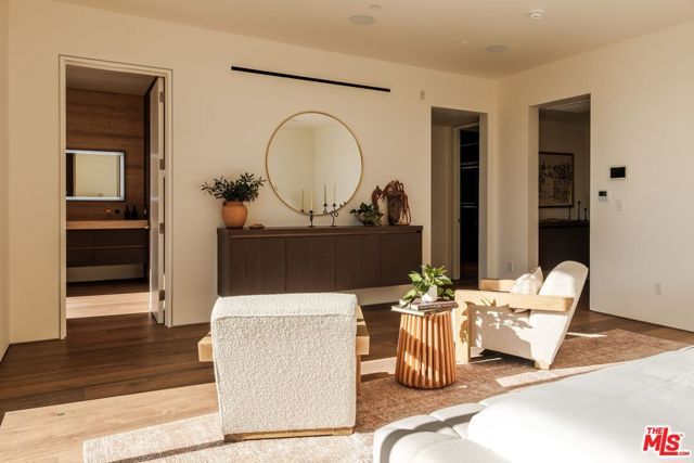 317 S Wetherly Drive, Beverly Hills, CA 90211