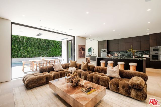 317 S Wetherly Drive, Beverly Hills, CA 90211