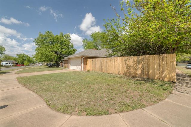 2801 Morgan Trail, Edmond, OK 73012