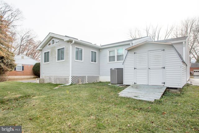 208 WHITEKIRK DR, Wilmington, DE 19808