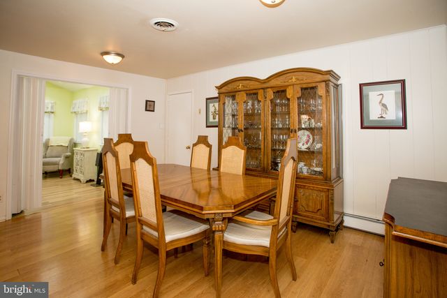 208 WHITEKIRK DR, Wilmington, DE 19808