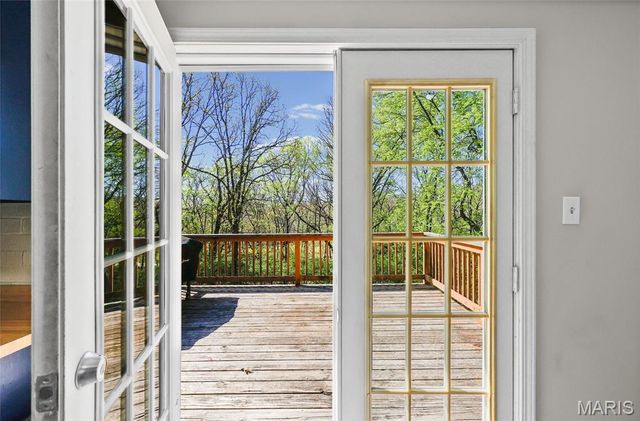 656 Rockwood Drive, Arnold, MO 63010