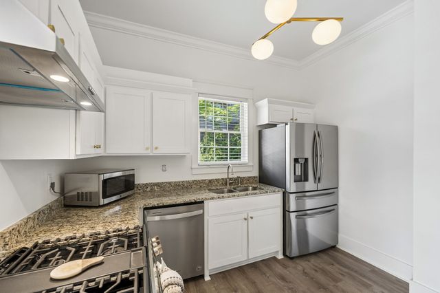 2200 Oakland Ave, Nashville, TN 37212