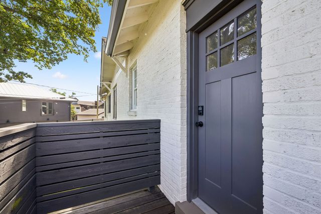 2200 Oakland Ave, Nashville, TN 37212
