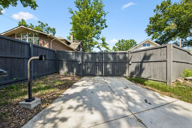 2200 Oakland Ave, Nashville, TN 37212