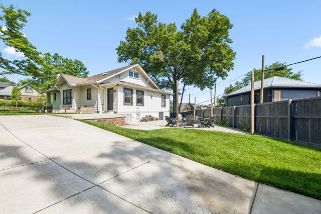 2200 Oakland Ave, Nashville, TN 37212