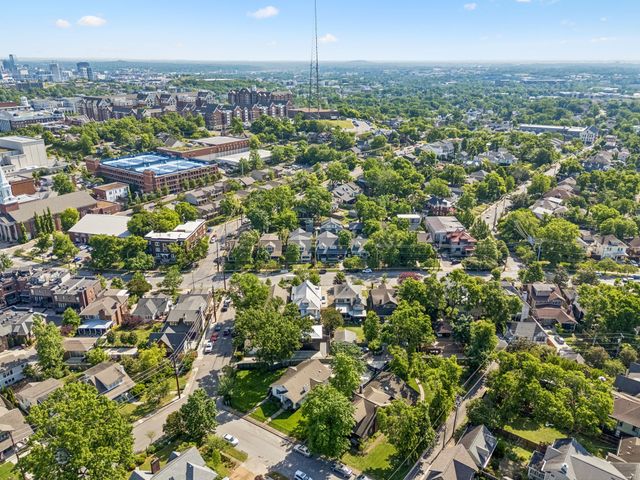 2200 Oakland Ave, Nashville, TN 37212