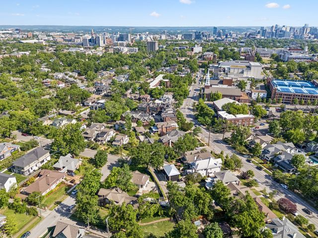 2200 Oakland Ave, Nashville, TN 37212