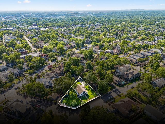 2200 Oakland Ave, Nashville, TN 37212