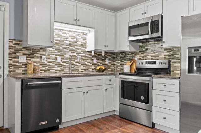 2113 Dallas Lake Road, Soddy Daisy, TN 37379