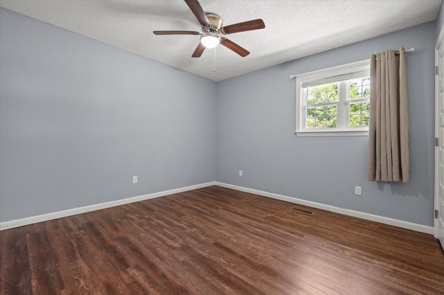 2113 Dallas Lake Road, Soddy Daisy, TN 37379
