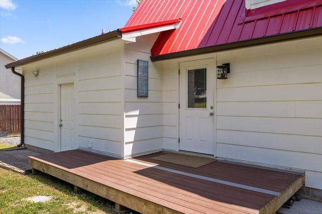 2113 Dallas Lake Road, Soddy Daisy, TN 37379