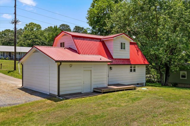 2113 Dallas Lake Road, Soddy Daisy, TN 37379