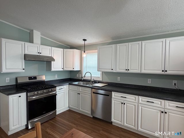 1950 North Broad Street 25, Meriden, CT 06450