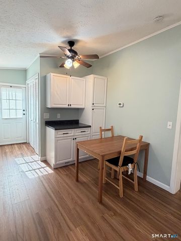 1950 North Broad Street 25, Meriden, CT 06450