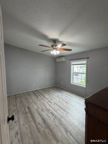 1950 North Broad Street 25, Meriden, CT 06450