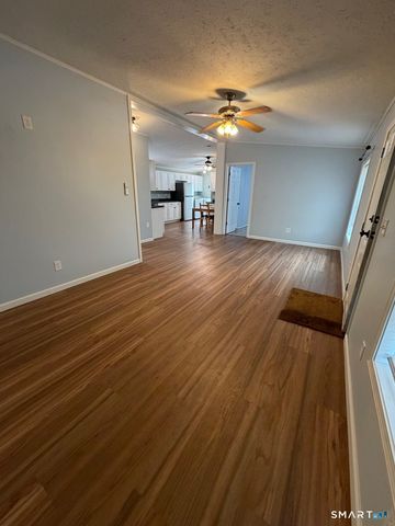 1950 North Broad Street 25, Meriden, CT 06450