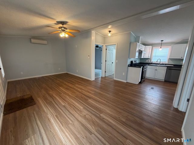 1950 North Broad Street 25, Meriden, CT 06450