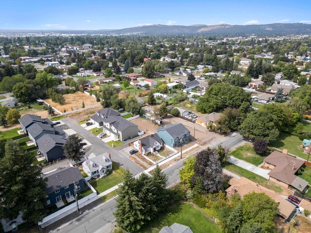 9623 E Nixon Ln, Spokane Valley, WA 99206