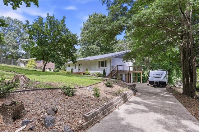 3721 Griffin Drive, Gainesville, GA 30506