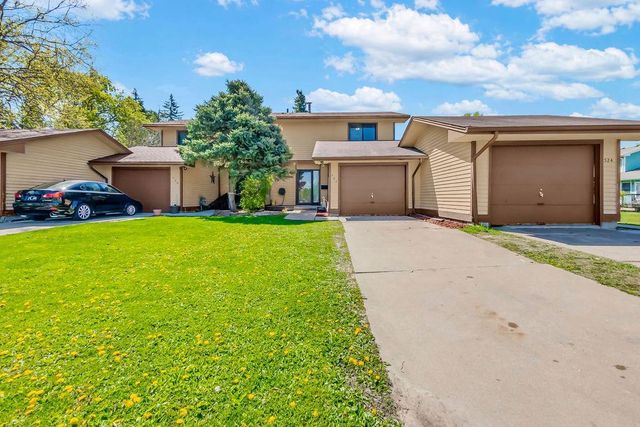 522 Aurora Avenue, Saint Paul, MN 55103