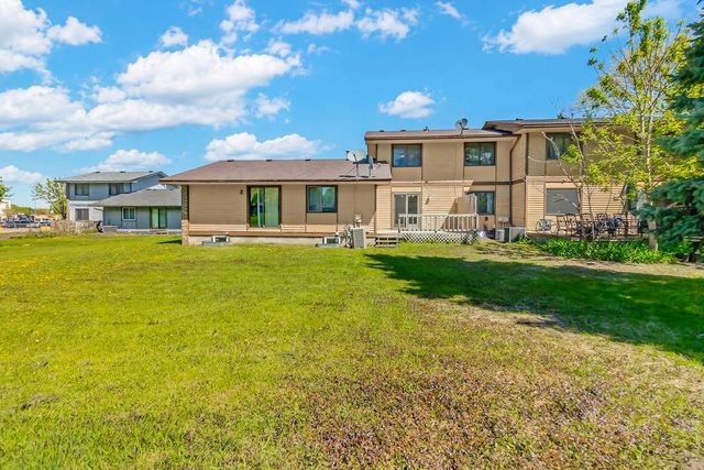522 Aurora Avenue, Saint Paul, MN 55103