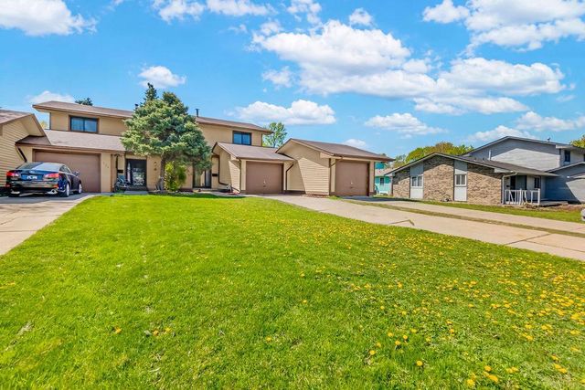 522 Aurora Avenue, Saint Paul, MN 55103