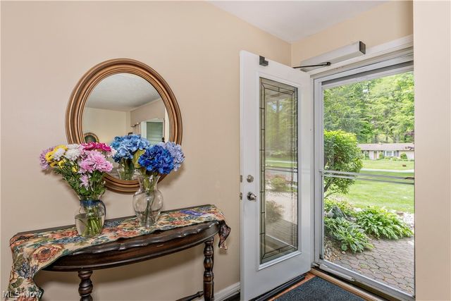 5899 S Shandle Boulevard, Mentor, OH 44060