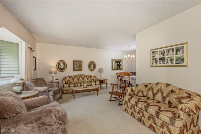 5899 S Shandle Boulevard, Mentor, OH 44060