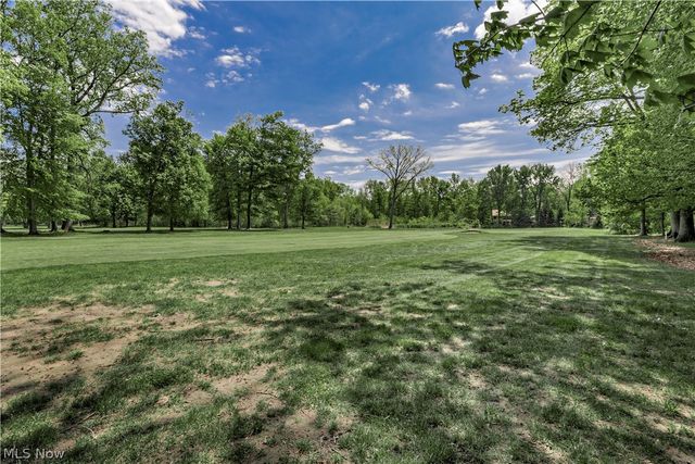 5899 S Shandle Boulevard, Mentor, OH 44060