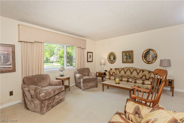 5899 S Shandle Boulevard, Mentor, OH 44060