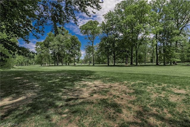 5899 S Shandle Boulevard, Mentor, OH 44060