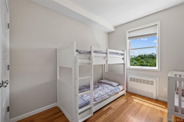 61 Blauvelt 102, Monsey, NY 10952