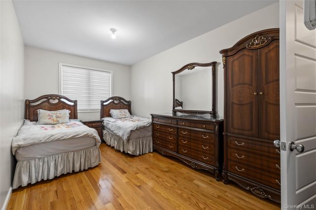 61 Blauvelt 102, Monsey, NY 10952