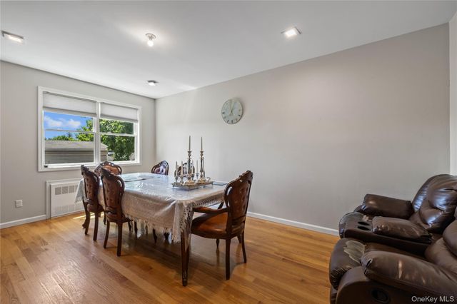 61 Blauvelt 102, Monsey, NY 10952