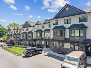61 Blauvelt 102, Monsey, NY 10952