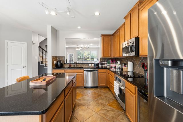 1530 Biltmore Lane, Irving, TX 75063
