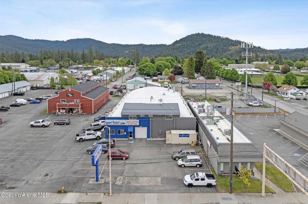 2414 N 4th Street, Coeur D'alene, ID 83814