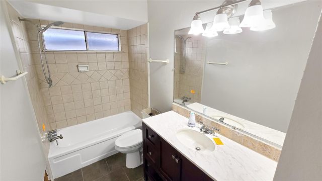 7214 Shady Arbor Lane, Houston, TX 77040