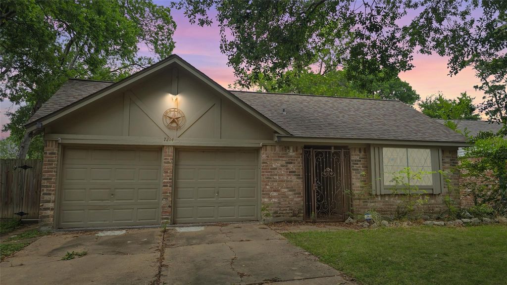 7214 Shady Arbor Lane, Houston, TX 77040