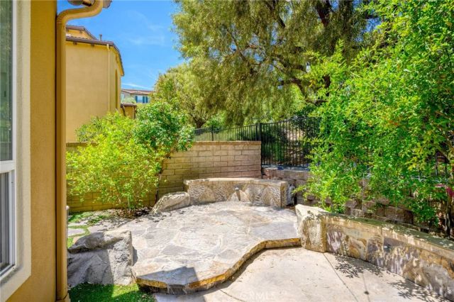 27063 Fairway Lane, Valencia, CA 91381