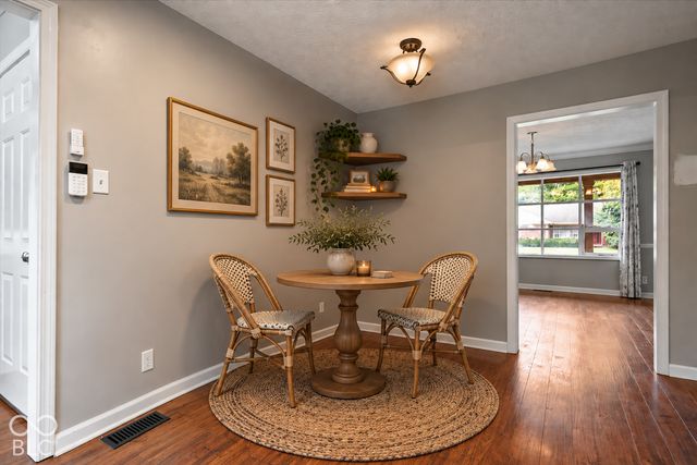 7811 Taunton Road, Indianapolis, IN 46260