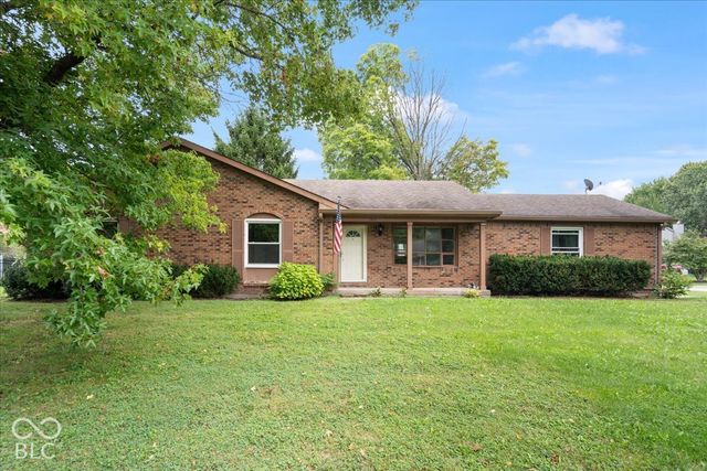 7811 Taunton Road, Indianapolis, IN 46260