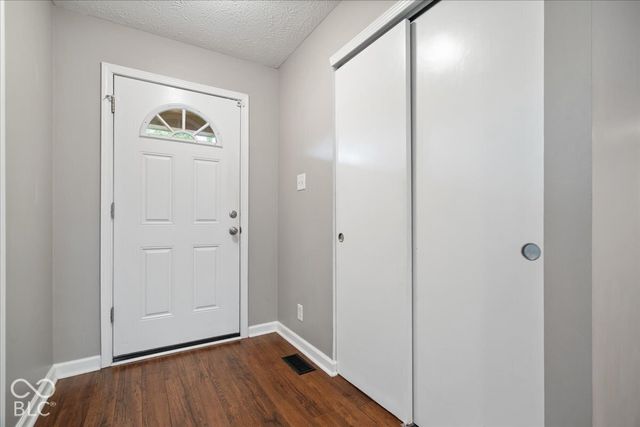 7811 Taunton Road, Indianapolis, IN 46260