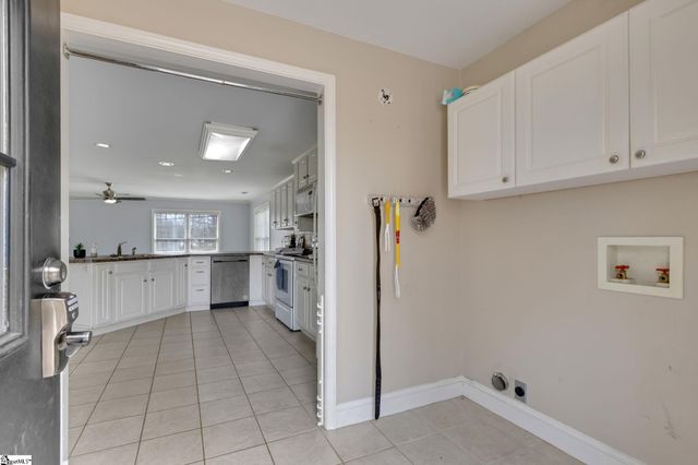 115 Taylors Road, Taylors, SC 29687