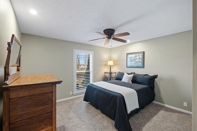 12001 W 154th Terrace, Overland Park, KS 66221