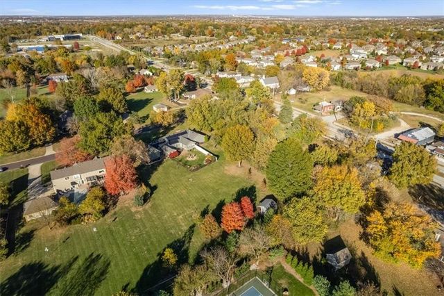 12001 W 154th Terrace, Overland Park, KS 66221